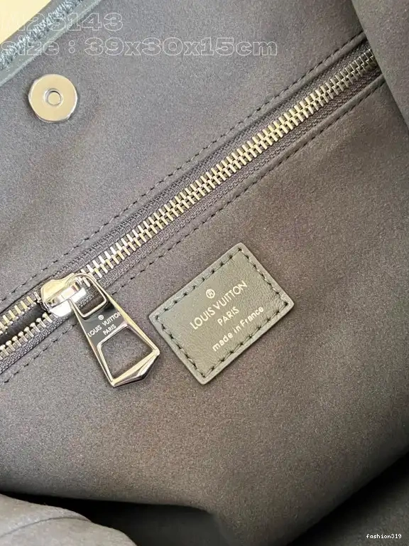 LOUIS VUITTON 39 x MM- x CarryAll 15cm 30 0402